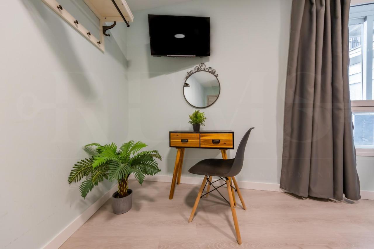 Stylish Apartment In The Historic Center 30 Meters From Calle Larios By Rems Málaga Buitenkant foto